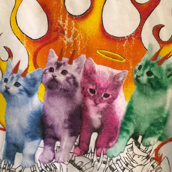 Hot Topic Black Matter by Prince Peter Devil Kitties Graphic Crop Tee Size L - Picture 3 of 7